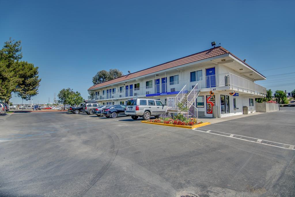 Motel 6-Stockton, Ca - Charter Way West Buitenkant foto